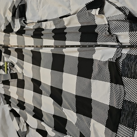 Chic Soul Oversized XL 1x Checkered Colorado Livin 3/4 Sleeve Blouse V Neck - Picture 9 of 10